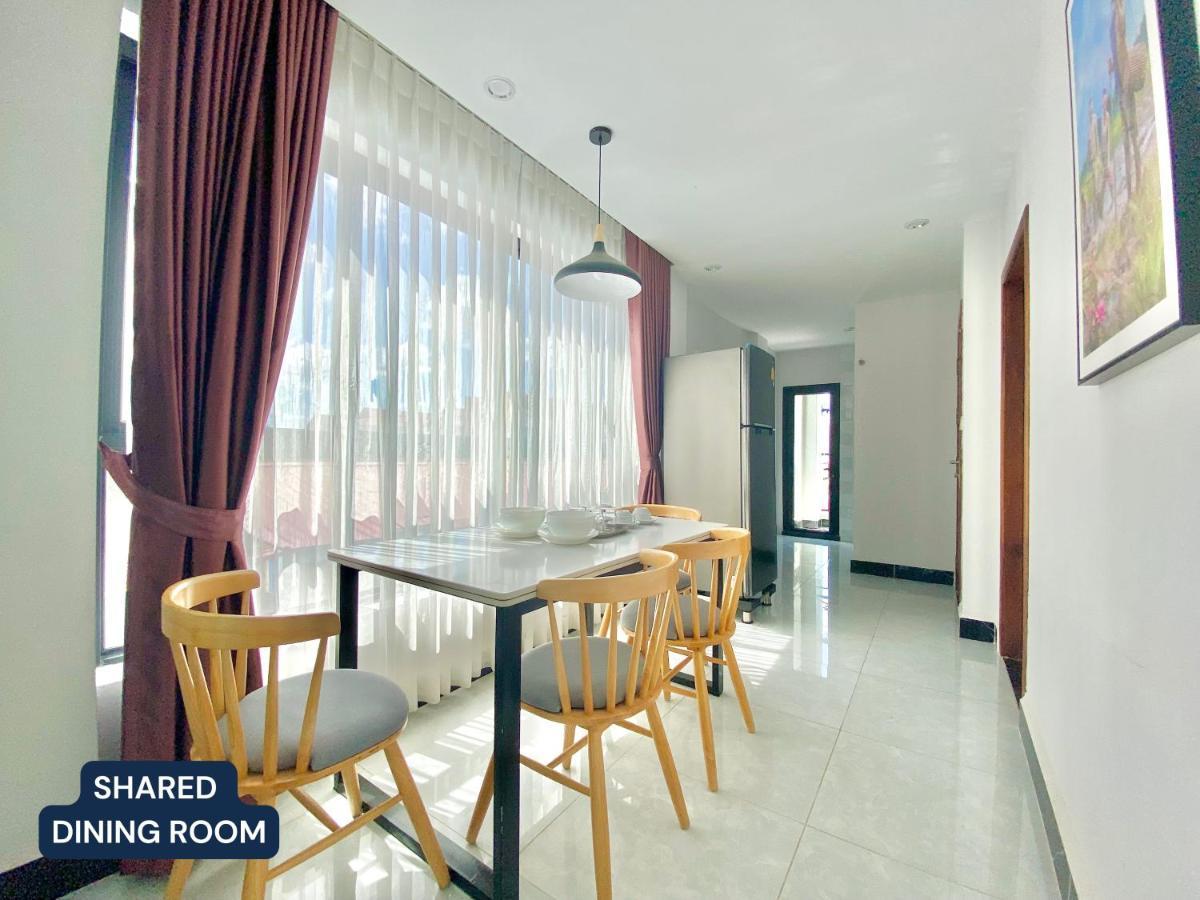 Wh Chamkarmon Residence Phnom Penh Exterior foto